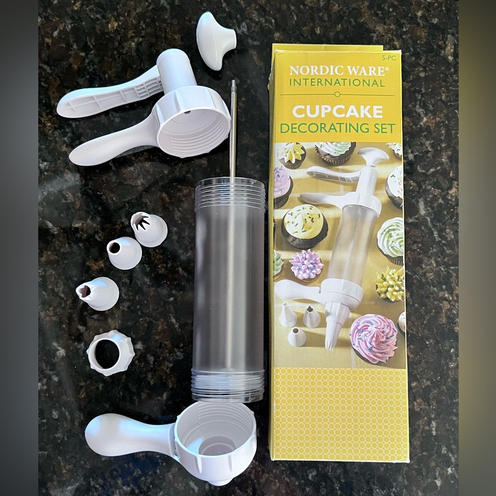 Nordic Ware Cupcake Decorating Set